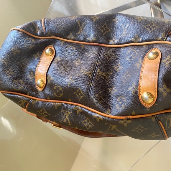 Louis Vuitton bag - Picture 3 of 4